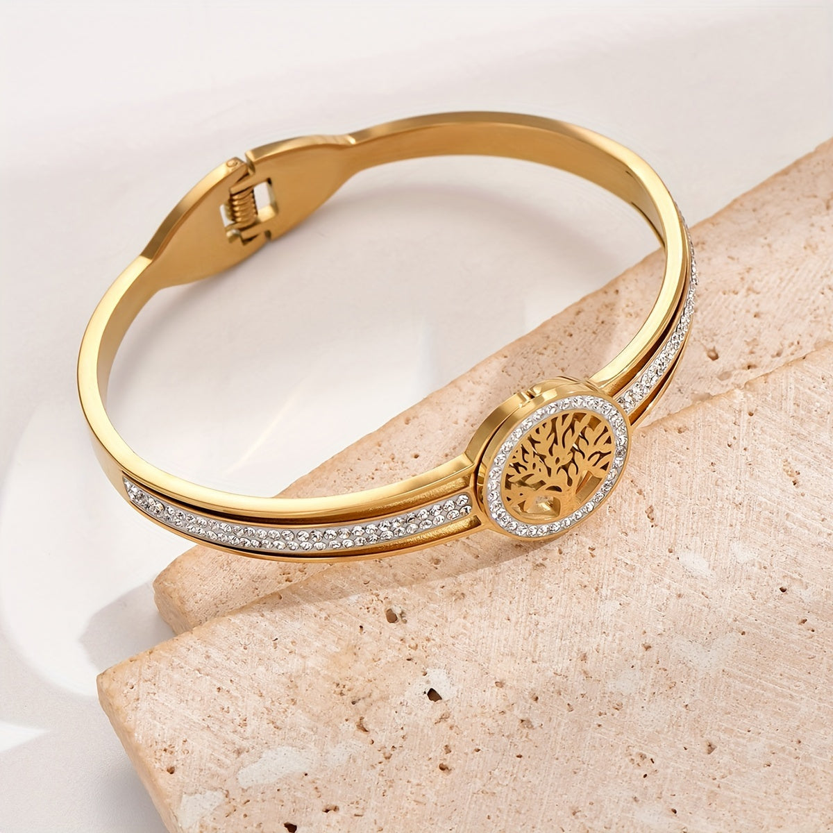 エターナルツリーチャームバングル