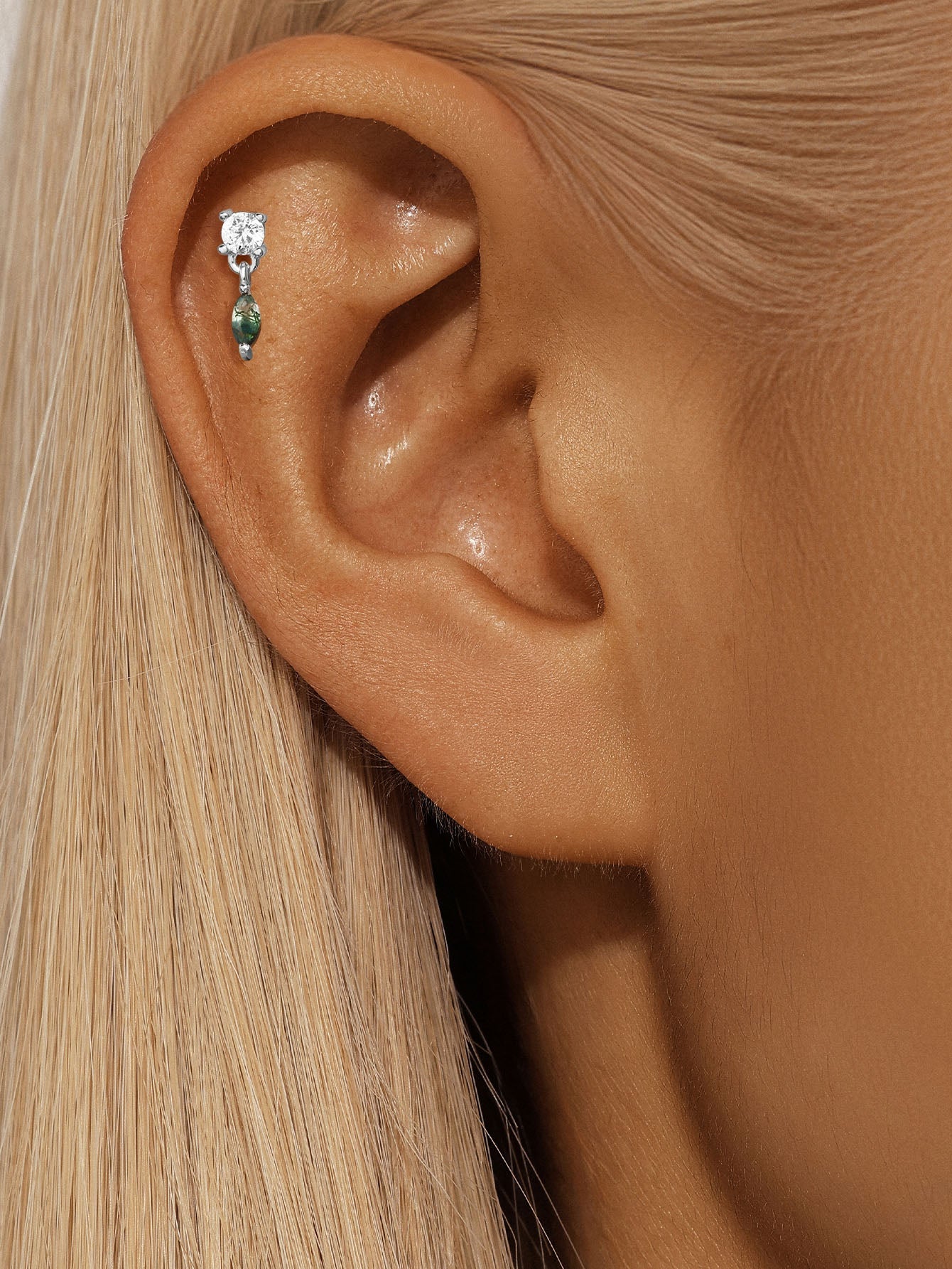 ウォーターグラスアゲート ドロップスタッドピアス