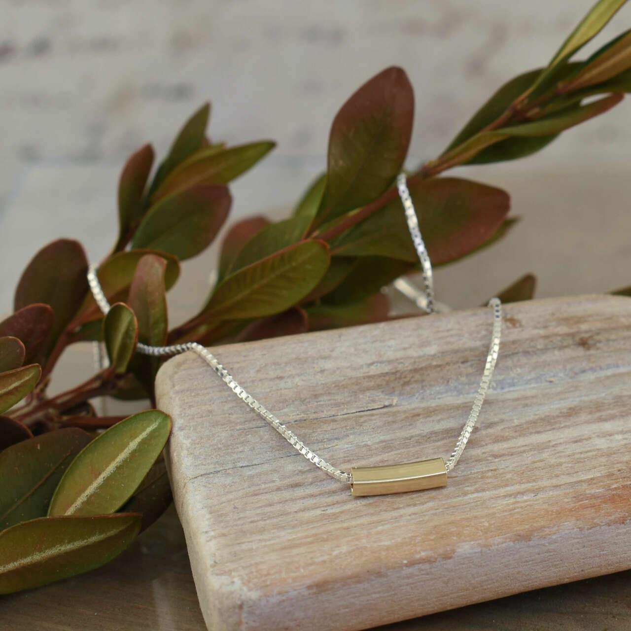 シンプルバー ネックレス