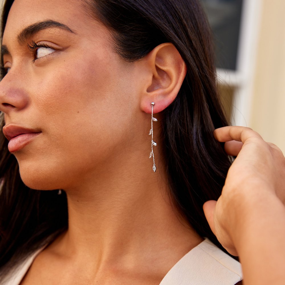 スパークリングリーフピアス