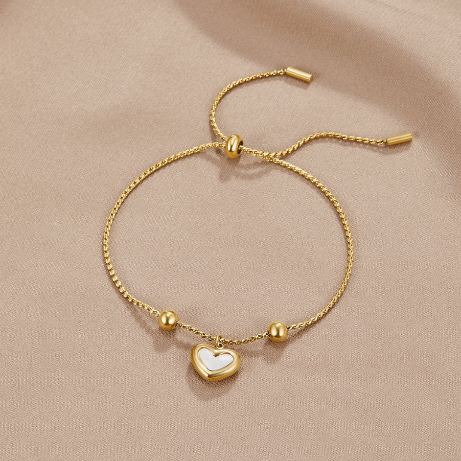 Amora | Heart Link Bracelet
