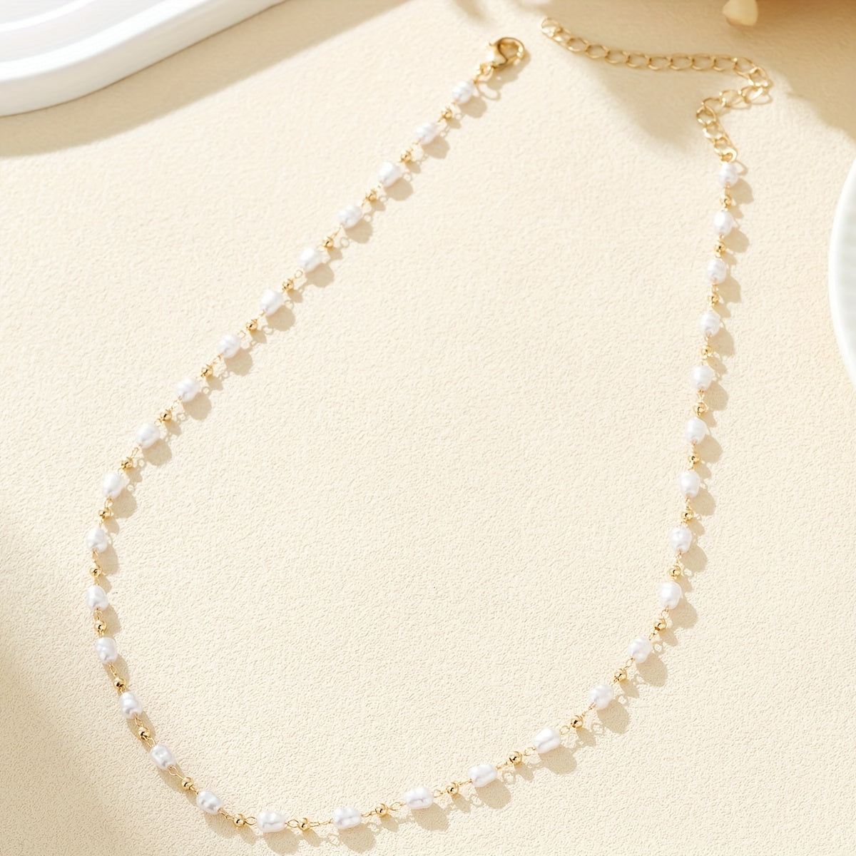 Pearl strand necklace