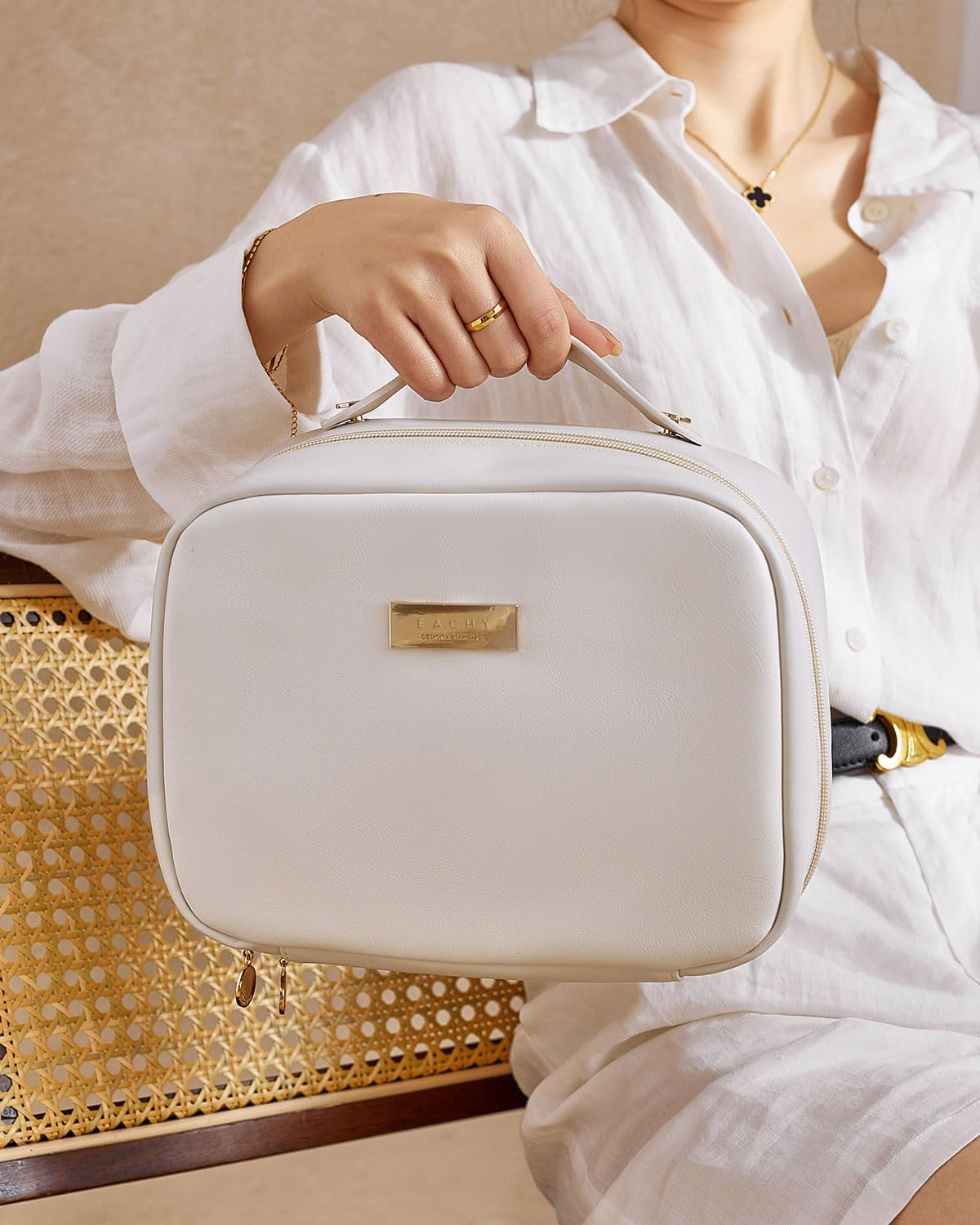 トラベルメイクアップバッグ