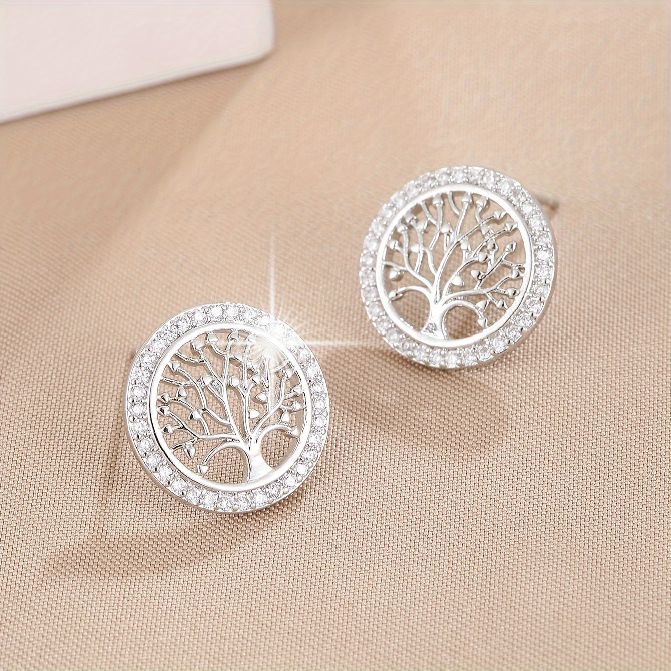 ミニマリスト生命の樹ピアス