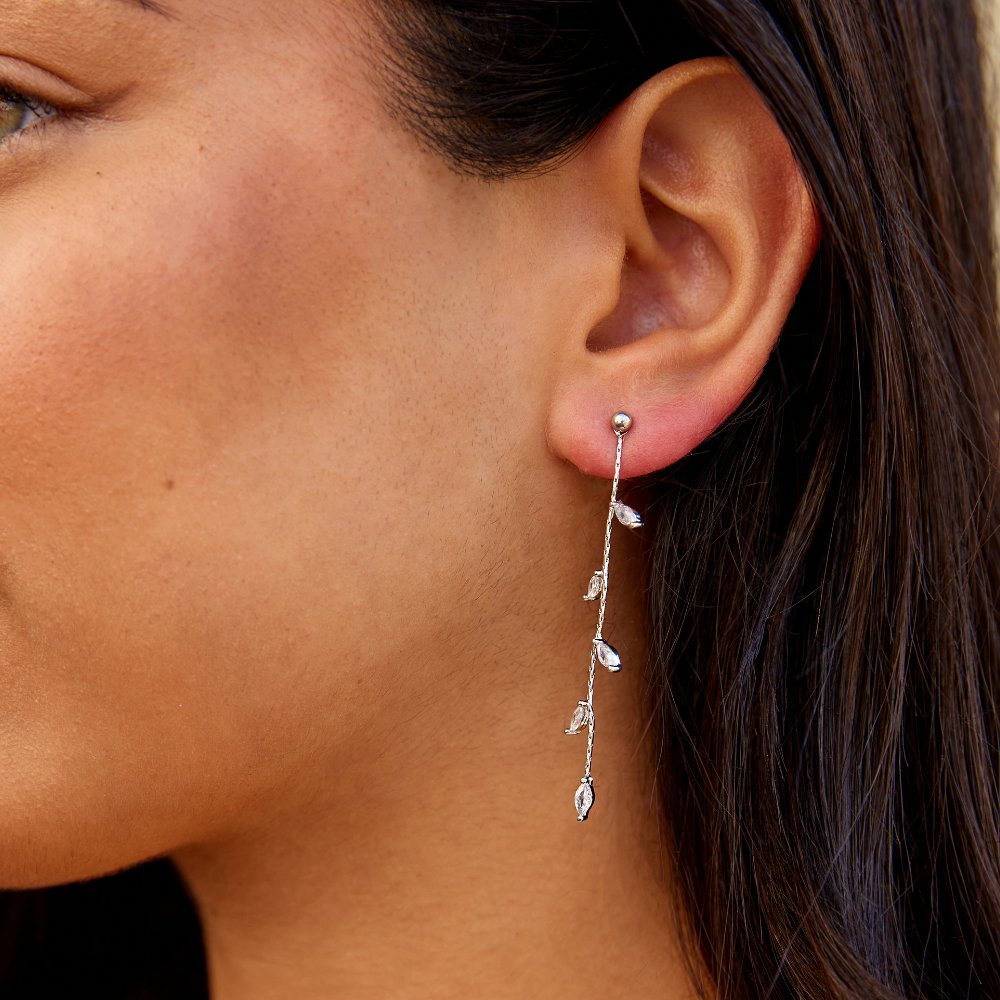 スパークリングリーフピアス