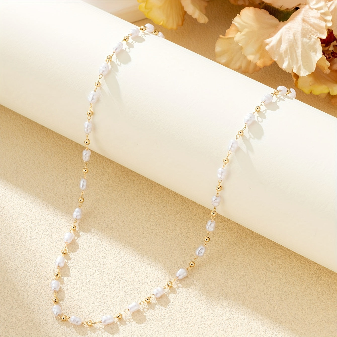 Pearl strand necklace