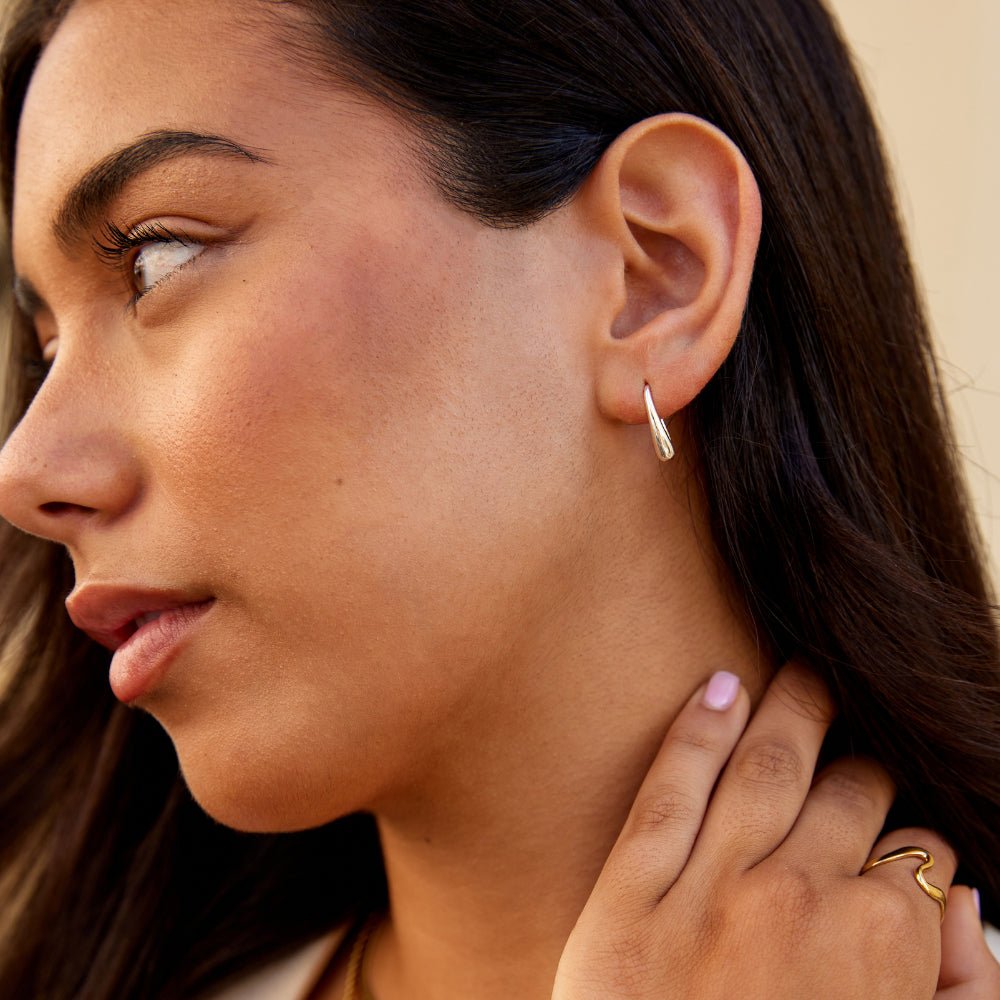 ウォータードロップピアス